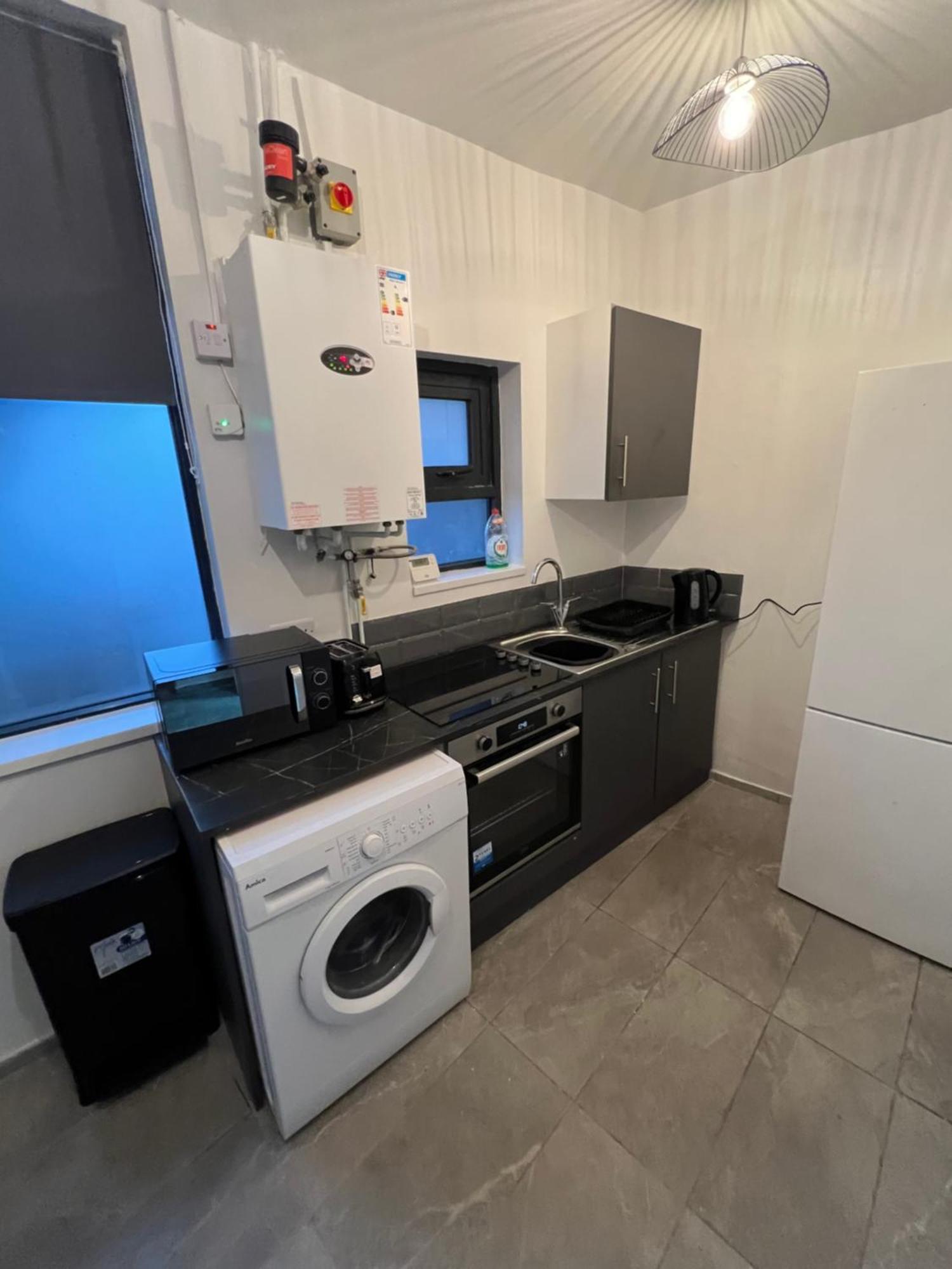 2 Bedroom Town Apartment Ipswich Esterno foto